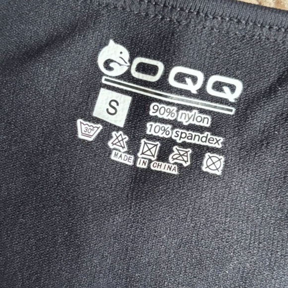 Black and White Women's Bodysuit Set - Picture 2 of 2